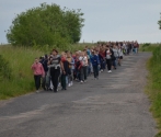 Klasy IV-VI  zmierzają  na Drawnik